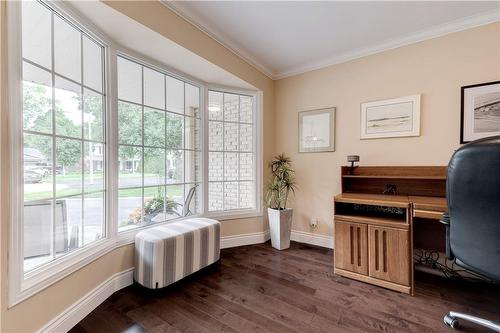 306 Oakwood Court, Burlington, ON - Indoor Photo Showing Other Room