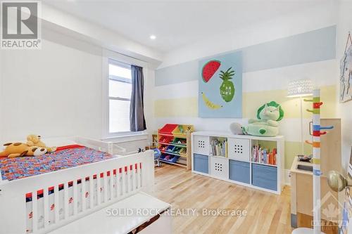 18 Rockwood Street, Ottawa, ON - Indoor Photo Showing Bedroom