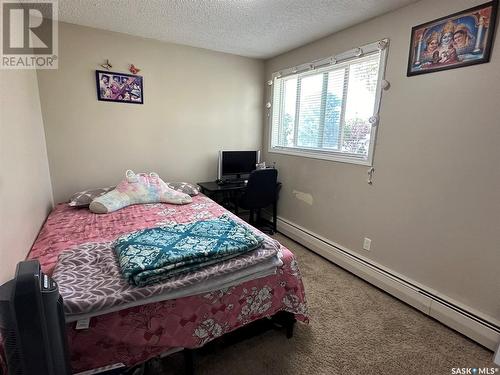 201 1832 Eaglesham Avenue, Weyburn, SK - Indoor Photo Showing Bedroom