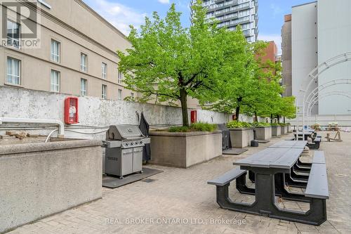 2113 - 25 The Esplanade, Toronto (Waterfront Communities), ON - Outdoor