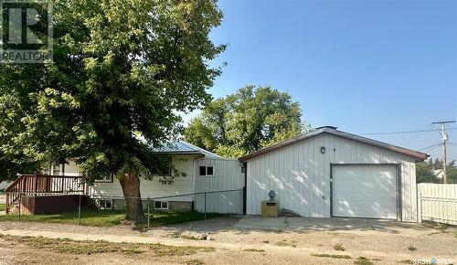 17 Jarvis Street, Qu'Appelle, SK - Outdoor