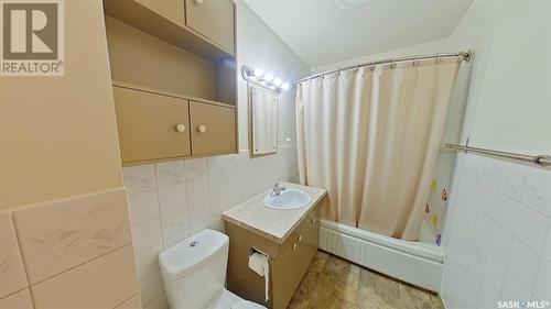 17 Jarvis Street, Qu'Appelle, SK - Indoor Photo Showing Bathroom