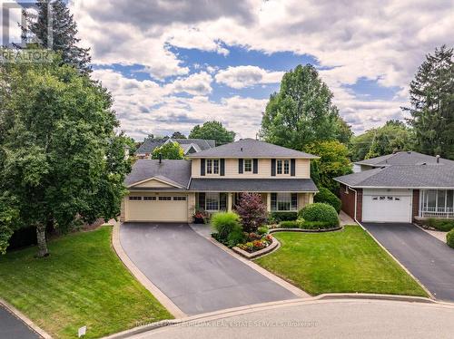 306 Oakwood Court, Burlington (Roseland), ON - Outdoor With Facade