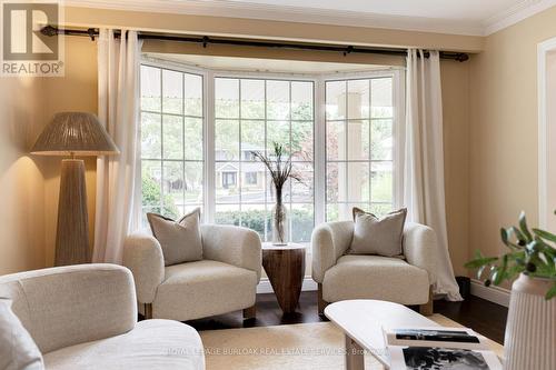 306 Oakwood Court, Burlington (Roseland), ON - Indoor Photo Showing Living Room