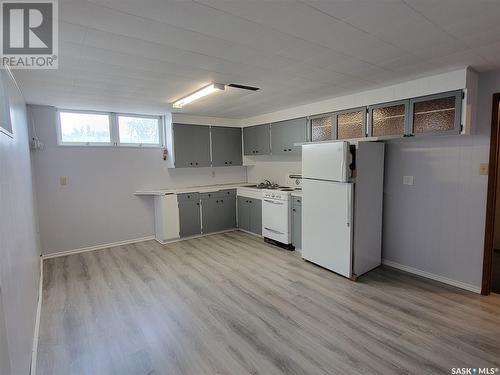 102 Jubilee Bay, Unity, SK - Indoor Photo Showing Kitchen