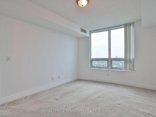 2119-25 Greenview Ave, Toronto, ON - Indoor Photo Showing Other Room