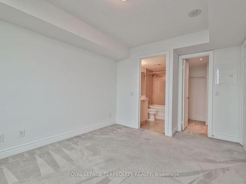 2119-25 Greenview Ave, Toronto, ON - Indoor Photo Showing Other Room