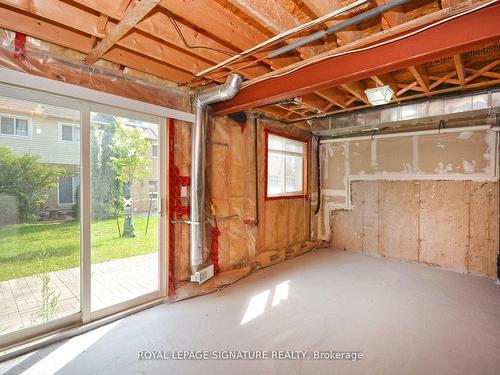 113-5260 Mcfarren Blvd, Mississauga, ON - Indoor Photo Showing Basement