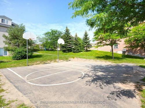 113-5260 Mcfarren Blvd, Mississauga, ON - Outdoor