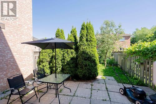 12 Heartview Road, Brampton (Sandringham-Wellington), ON - Outdoor