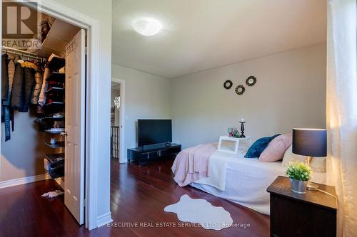 12 Heartview Road, Brampton (Sandringham-Wellington), ON - Indoor Photo Showing Bedroom