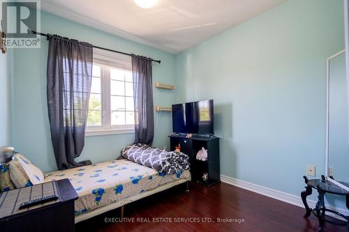 12 Heartview Road, Brampton (Sandringham-Wellington), ON - Indoor Photo Showing Bedroom