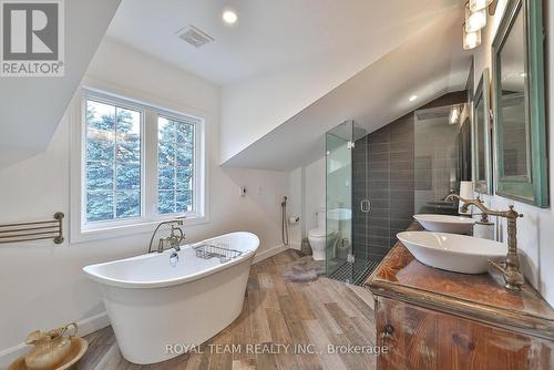 388303 20Th Side Road, Mono, ON - Indoor Photo Showing Bathroom