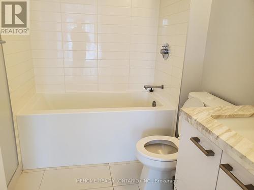 #1508 - 2221 Yonge Street, Toronto (Mount Pleasant West), ON - Indoor Photo Showing Bathroom