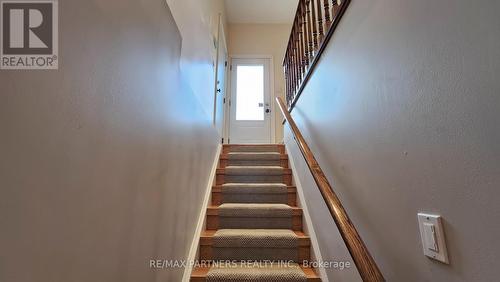 1 Fernwood Court, Richmond Hill, ON - Indoor Photo Showing Other Room