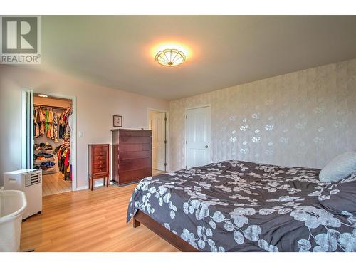 4731 20 Street Ne, Salmon Arm, BC - Indoor Photo Showing Bathroom