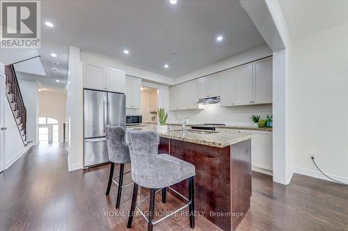 2616 Cerise Manor, Pickering, ON - Indoor Photo Showing Kitchen With Upgraded Kitchen