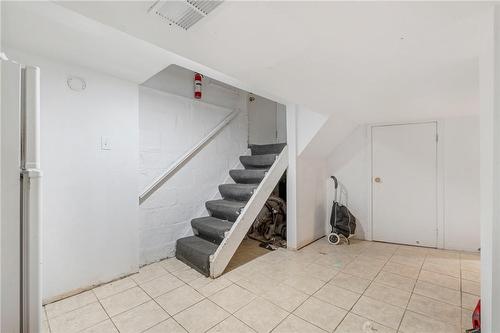 171 Arkell Street, Hamilton, ON - Indoor Photo Showing Other Room