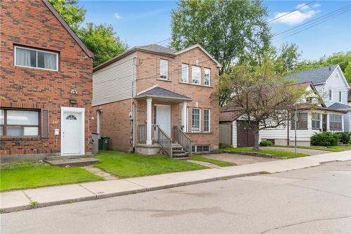 139 Whitney Avenue, Hamilton, ON - Outdoor With Facade