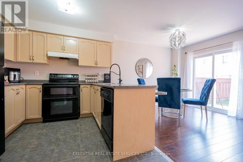 20 Heathwood Drive, Brampton (Fletcher'S Meadow), ON - Indoor Photo Showing Kitchen