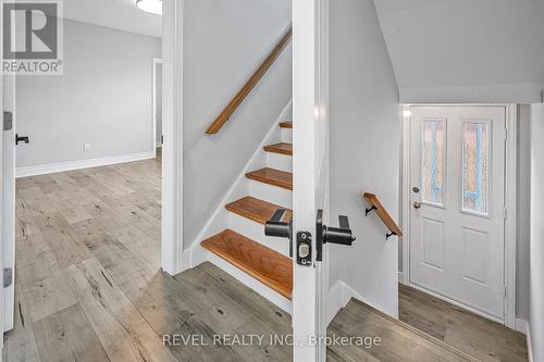 146 Craigroyston Road, Hamilton, ON - Indoor Photo Showing Other Room