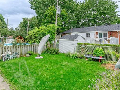 Cour - 7255 Rue Messier, Brossard, QC - Outdoor