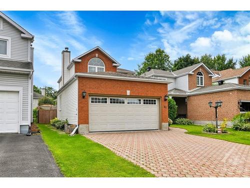 81 Armagh Way, Ottawa, ON 