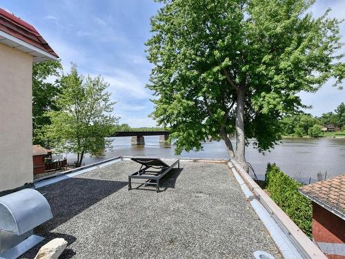 Vue sur l'eau - 15 Rue Alfred, Laval (Sainte-Rose), QC - Outdoor With Body Of Water