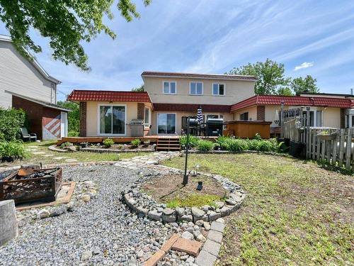 Cour - 15 Rue Alfred, Laval (Sainte-Rose), QC - Outdoor With Deck Patio Veranda