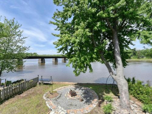 Vue sur l'eau - 15 Rue Alfred, Laval (Sainte-Rose), QC - Outdoor With Body Of Water With View