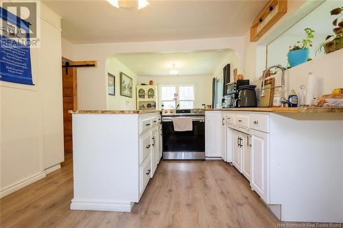 401 Gibson Street, Fredericton, NB - Indoor Photo Showing Kitchen