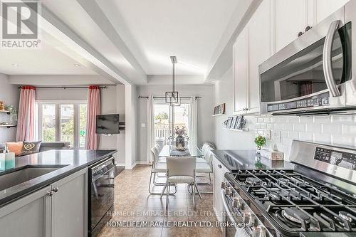 51 Palacebeach Trail, Hamilton (Stoney Creek), ON - Indoor Photo Showing Kitchen