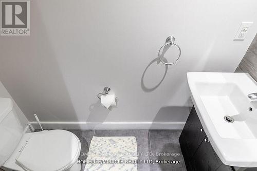 51 Palacebeach Trail, Hamilton (Stoney Creek), ON - Indoor Photo Showing Bathroom