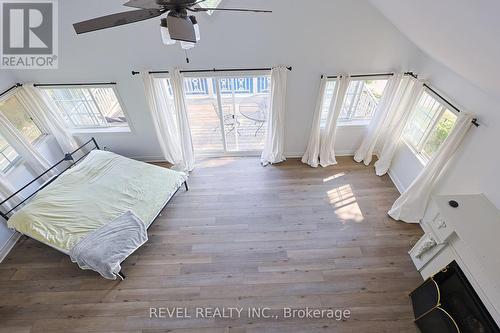 532 Ridgeway Road, Fort Erie, ON - Indoor Photo Showing Bedroom