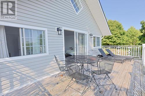 532 Ridgeway Road, Fort Erie, ON - Outdoor With Deck Patio Veranda With Exterior