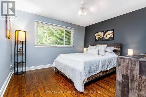 129 Parkview Drive, Hamilton (Parkview), ON - Indoor Photo Showing Bedroom