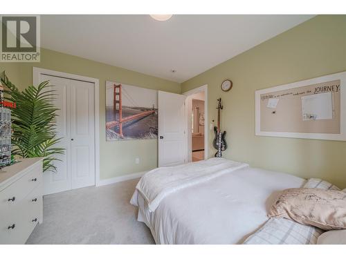 4878 Gloinnzun Drive, 108 Mile Ranch, BC - Indoor Photo Showing Bedroom