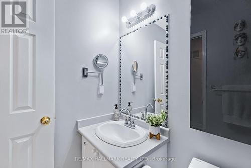 8 Louana Crescent, Vaughan (East Woodbridge), ON - Indoor Photo Showing Bathroom