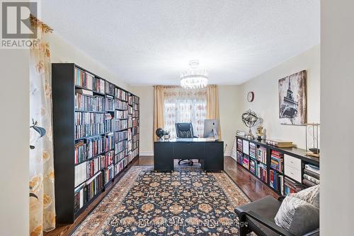 8 Louana Crescent, Vaughan (East Woodbridge), ON - Indoor