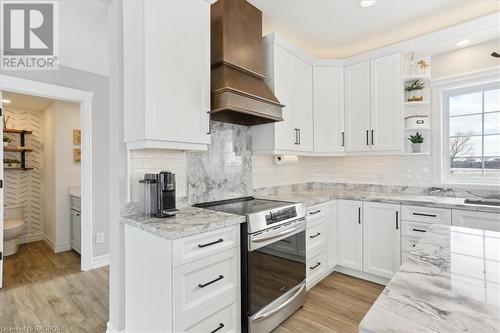 157335 7Th Line, Meaford (Municipality), ON - Indoor Photo Showing Kitchen With Upgraded Kitchen