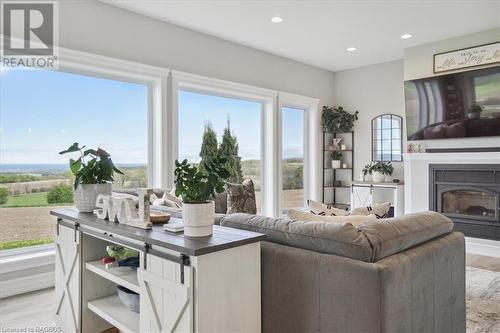 157335 7Th Line, Meaford (Municipality), ON - Indoor Photo Showing Living Room With Fireplace