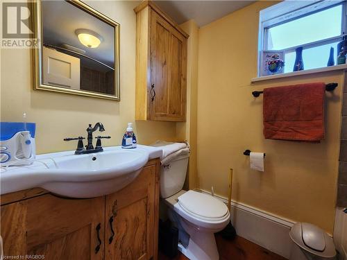 484 Carlisle Street, Saugeen Shores, ON - Indoor Photo Showing Bathroom