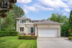 1152 SURREY COURT  Mississauga (Erindale), ON L5C 3G8