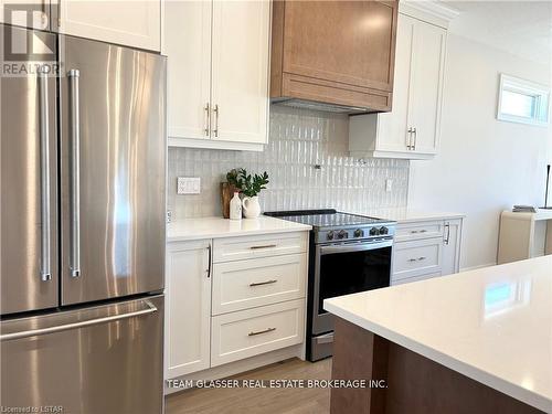 Lot 91 Locky Lane, Middlesex Centre (Kilworth), ON - Indoor Photo Showing Kitchen With Upgraded Kitchen