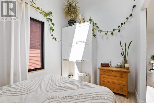 59 Euclid Avenue, London, ON - Indoor Photo Showing Bedroom