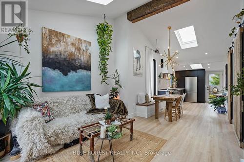 59 Euclid Avenue, London, ON - Indoor Photo Showing Living Room