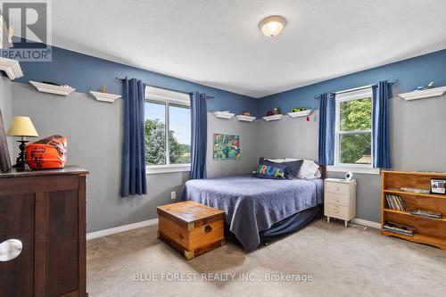 21948 Adelaide Street, Middlesex Centre (Arva), ON - Indoor Photo Showing Bedroom