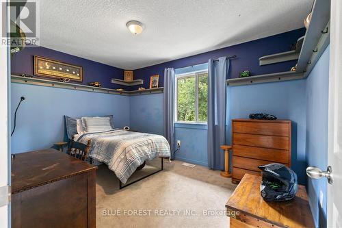 21948 Adelaide Street, Middlesex Centre (Arva), ON - Indoor Photo Showing Bedroom