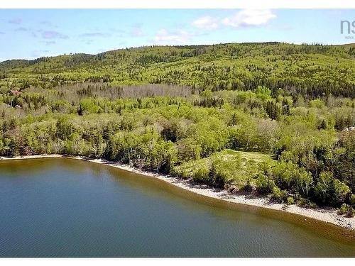 2835 Highway 395, East Lake Ainslie, NS 