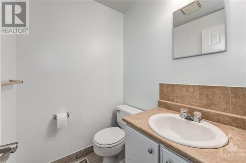 1985 Stonehenge Crescent, Ottawa, ON - Indoor Photo Showing Bathroom